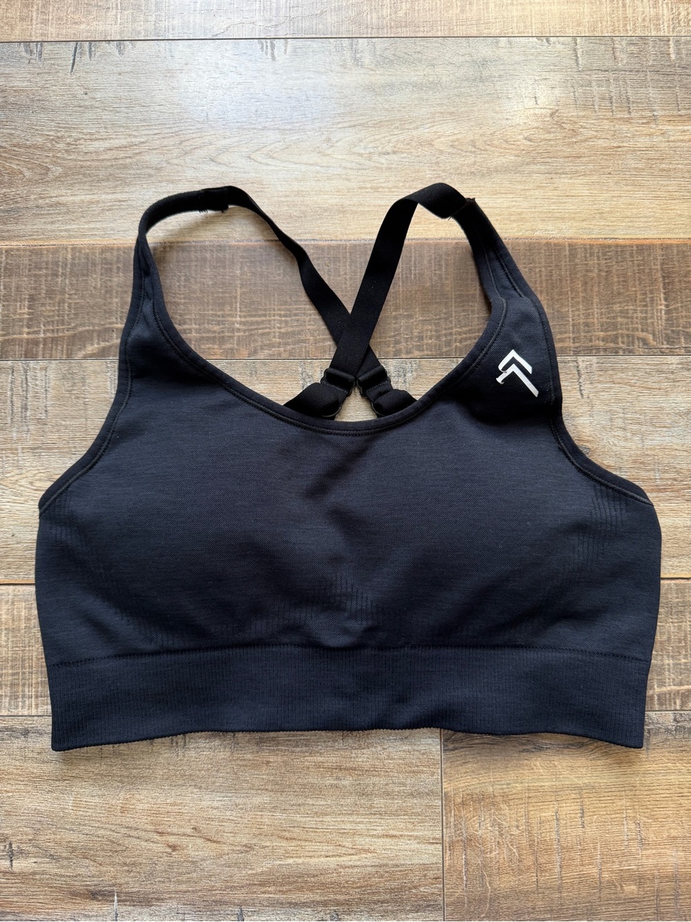 ONER Seamless Cross-Back Sports Bra